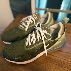 Nike 270 Medium Olive White Oil Green Mens Size 9